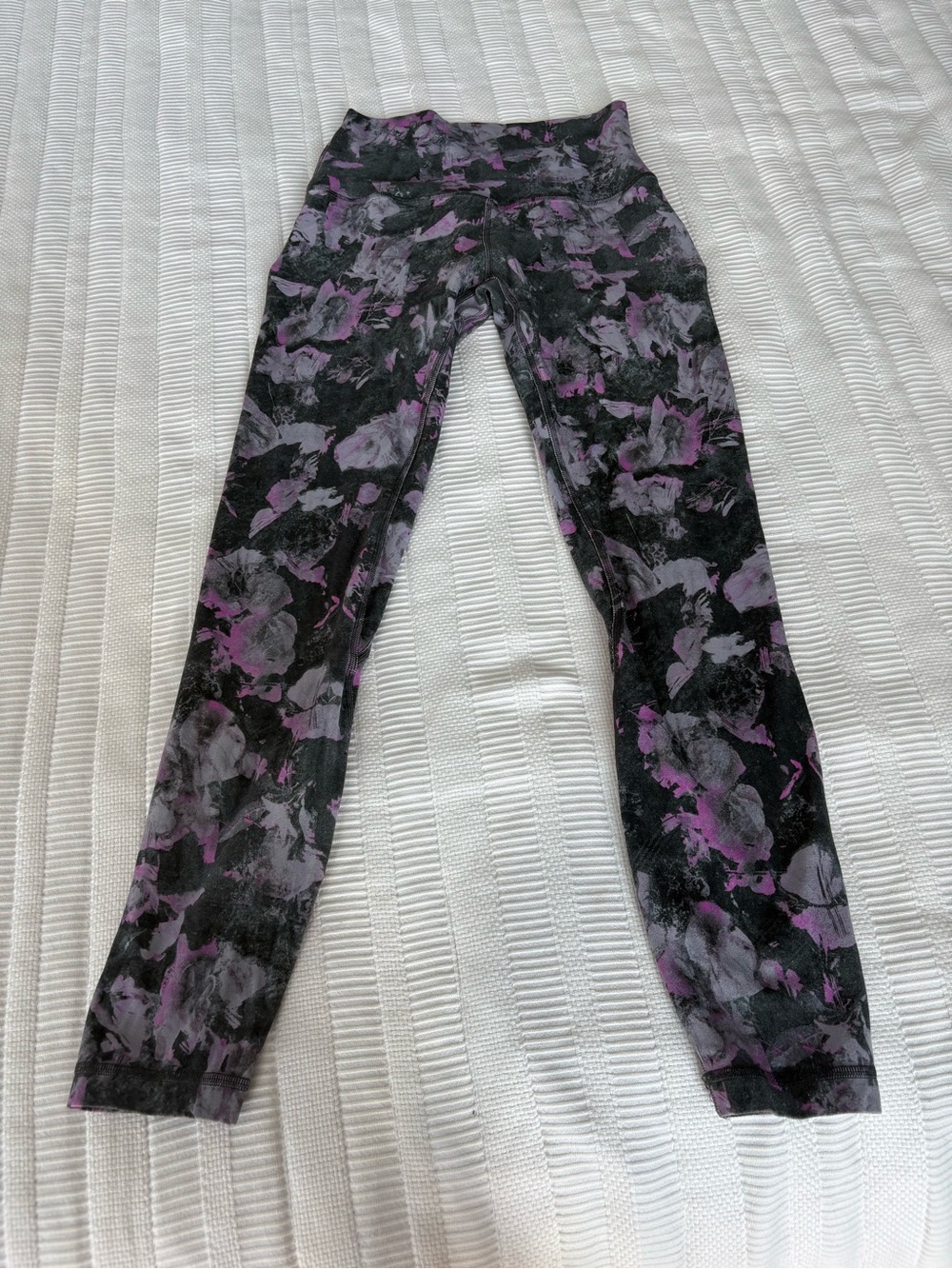 lululemon athletica Black with Purple Floral Print align Leggings